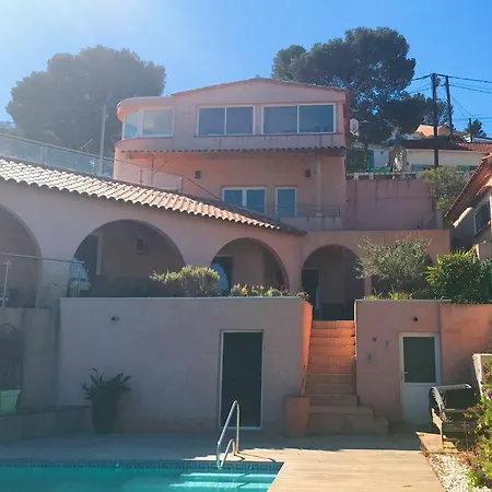 221 Avenue Frederic Mistral Villa